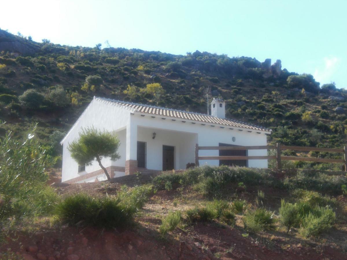 La Solana De Turon. El Pino Guest House Ardales Exterior photo